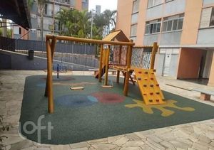Image 9 - 917806