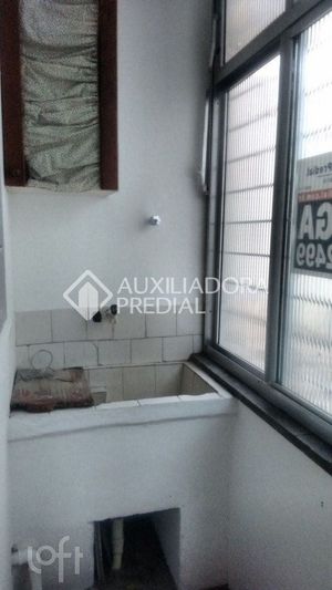Image 8 - 917810