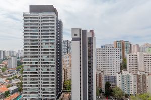 Image 3 - 917818