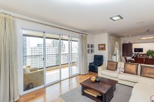 Image 1 - 917818