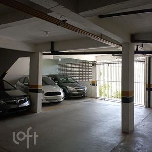 Image 10 - 917832