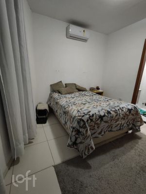 Image 31 - 917832