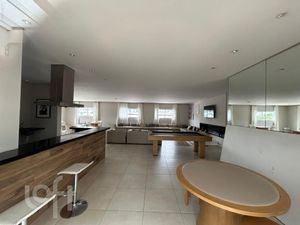Image 33 - 917834