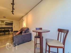 Image 6 - 917846