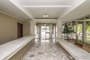Image 3 - 917849