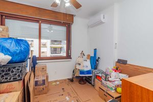 Image 20 - 917849
