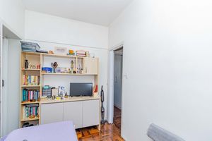 Image 11 - 917853