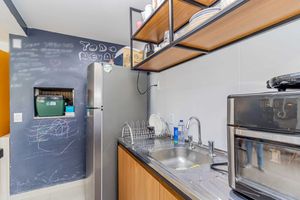 Image 7 - 917867