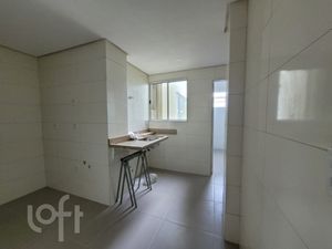 Image 4 - 917884