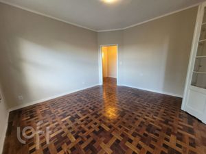 Image 1 - 917884