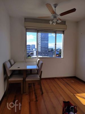 Image 4 - 917886
