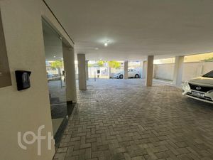 Image 3 - 917890