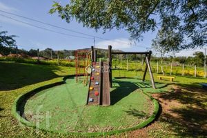 Image 8 - 917924