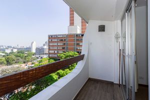Image 6 - 917948