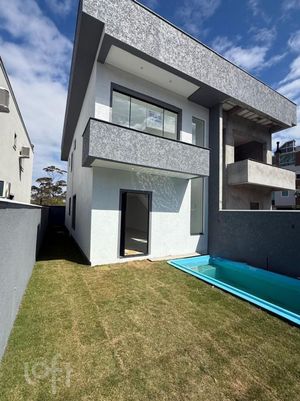 Image 12 - 917951