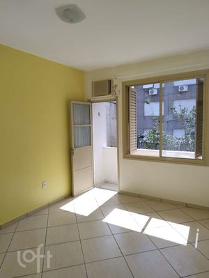 Image 19 - 917959