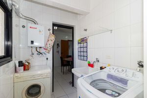 Image 36 - 917962