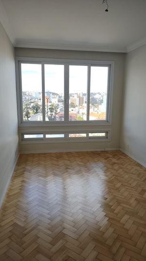 Image 7 - 917973