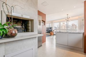 Image 14 - 917974