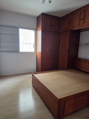 Image 3 - 917975