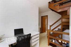 Image 13 - 917994