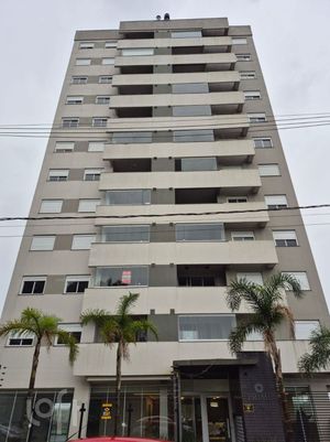Image 17 - 917996