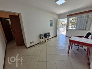 Image 39 - 918001