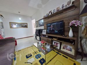 Image 7 - 918001