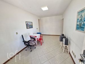 Image 52 - 918001