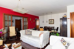 Image 9 - 918005