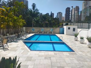 Image 14 - 918005