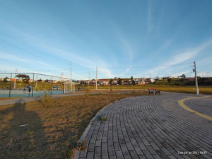 Image 4 - 918007