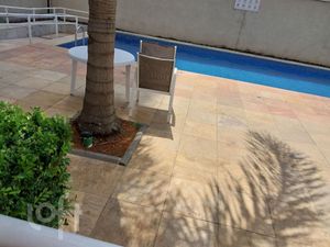 Image 17 - 918031
