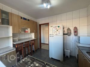 Image 9 - 918038