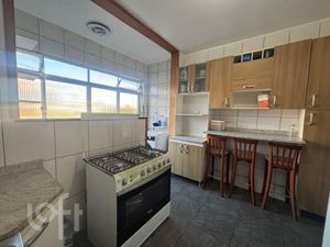 Image 8 - 918038