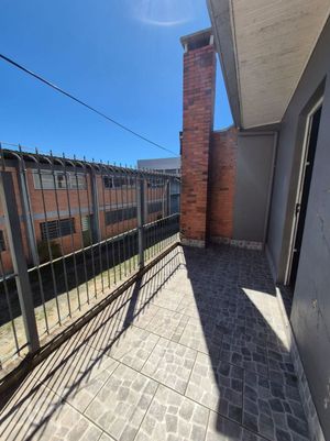 Image 8 - 918042
