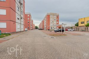Image 12 - 918056