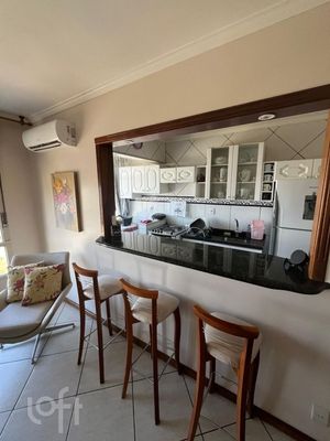 Image 7 - 918057