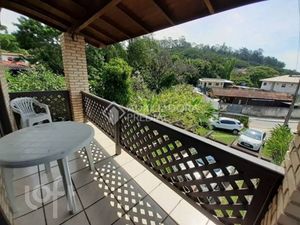 Image 5 - 918075