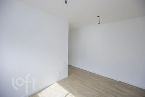 Image 21 - 918091