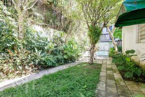 Image 19 - 918097