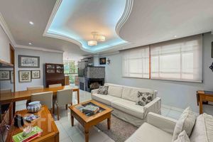 Image 30 - 918121