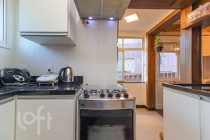 Image 6 - 918161
