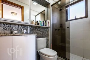 Image 11 - 918165