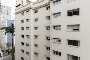 Image 19 - 918175