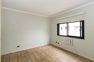 Image 25 - 918175