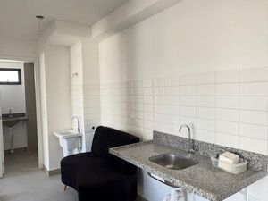Image 4 - 918176