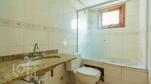 Image 17 - 918179