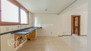 Image 9 - 918179