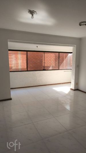 Image 7 - 918179